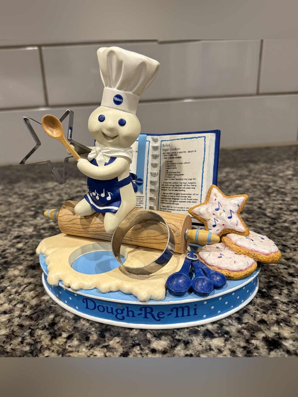 Pillsbury Doughboy Danbury Mint - Dough-Re-Mi Figurine 3088 of 5000 Sugar Cookie